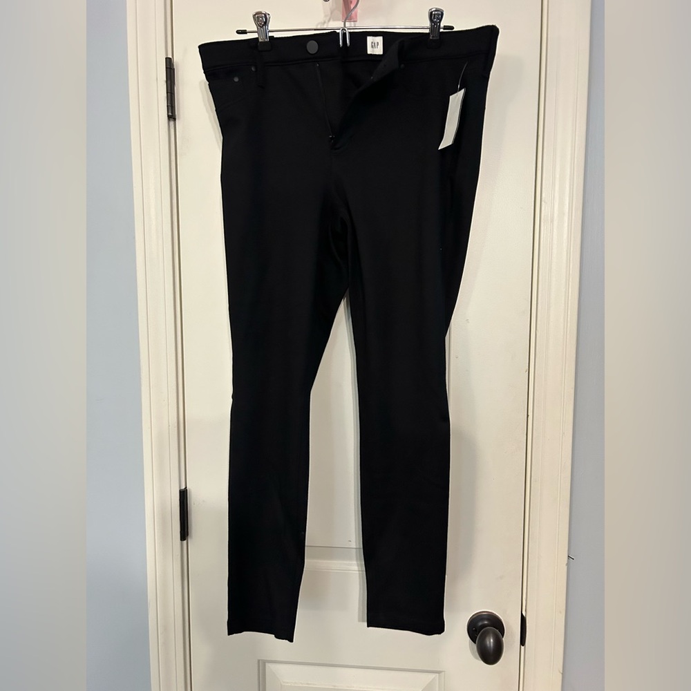 NWT Gap Black Legging Pants